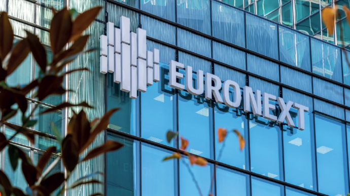 Html Group Options Les transferts vers Euronext Growth en hausse | Option finance